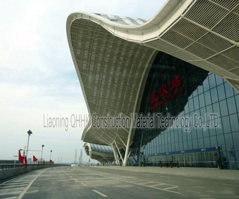 UV Resistant Prefabricated Steel Structures Large Span Prefab Bus / Train Station